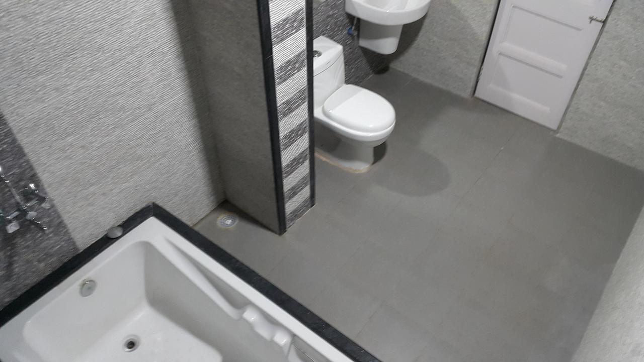 Hotel Murud Marina Extérieur photo