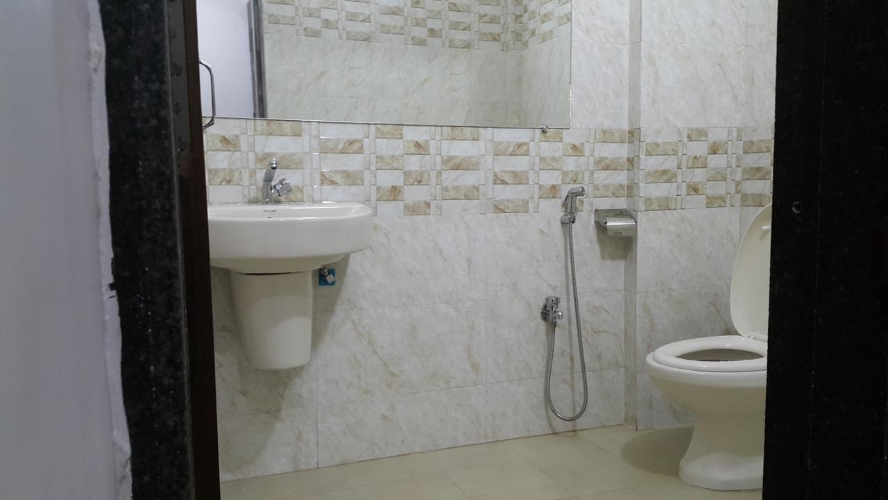 Hotel Murud Marina Extérieur photo