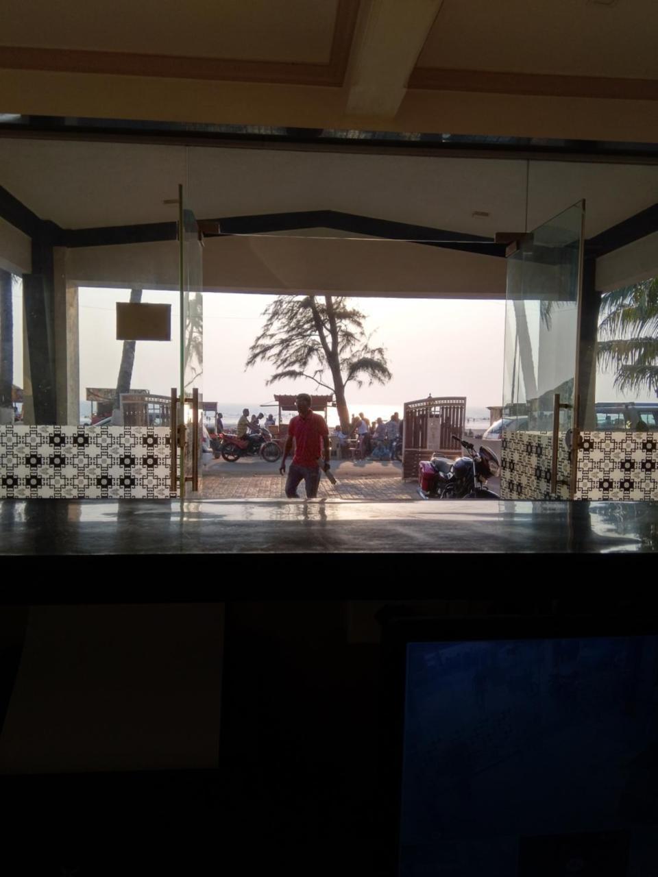Hotel Murud Marina Extérieur photo